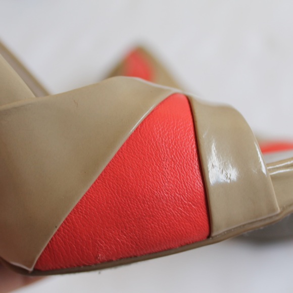 NINE WEST PEEP TOE HEELS - Picture 4 of 6